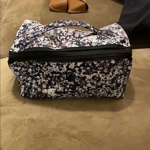 Lululemon bag